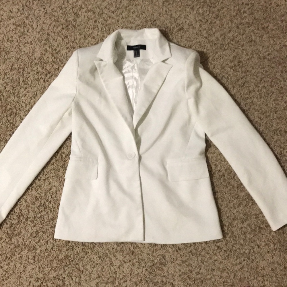Women’s White Blazer